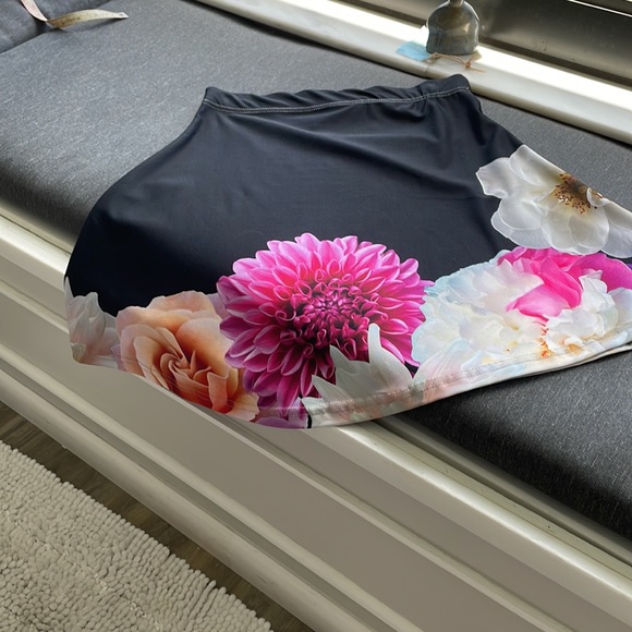 SOLD—Art of Where A-line skirt M - Picture 2 of 7